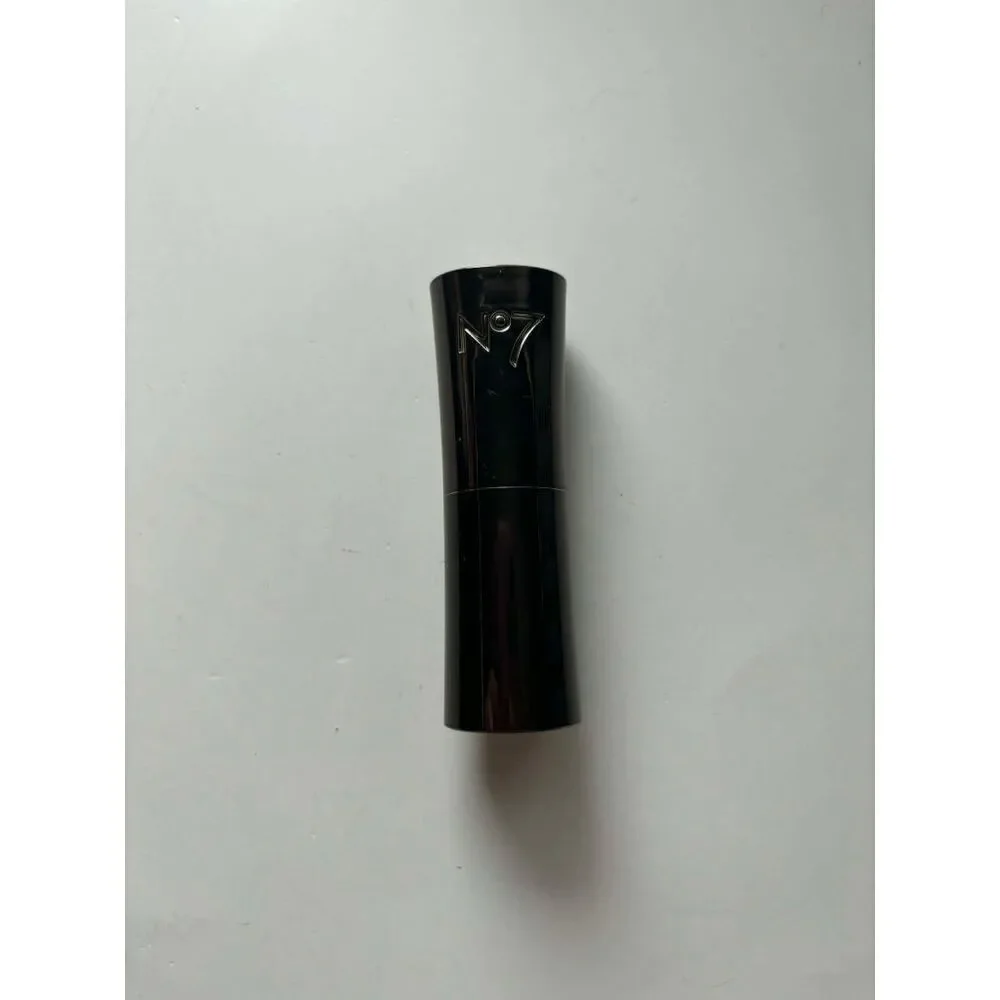 No7 Moisture Drench Lipstick 260 Magenta Shine